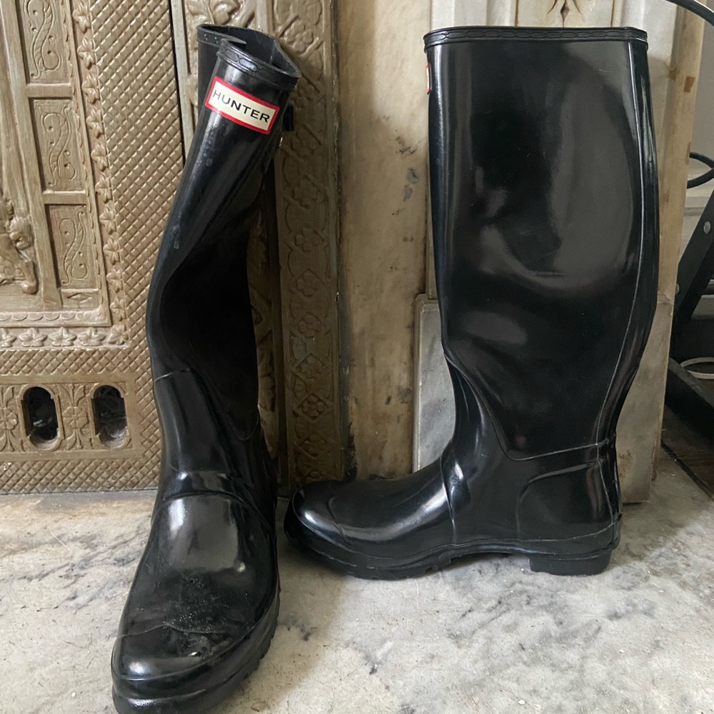 Black hunter rain boots size 10